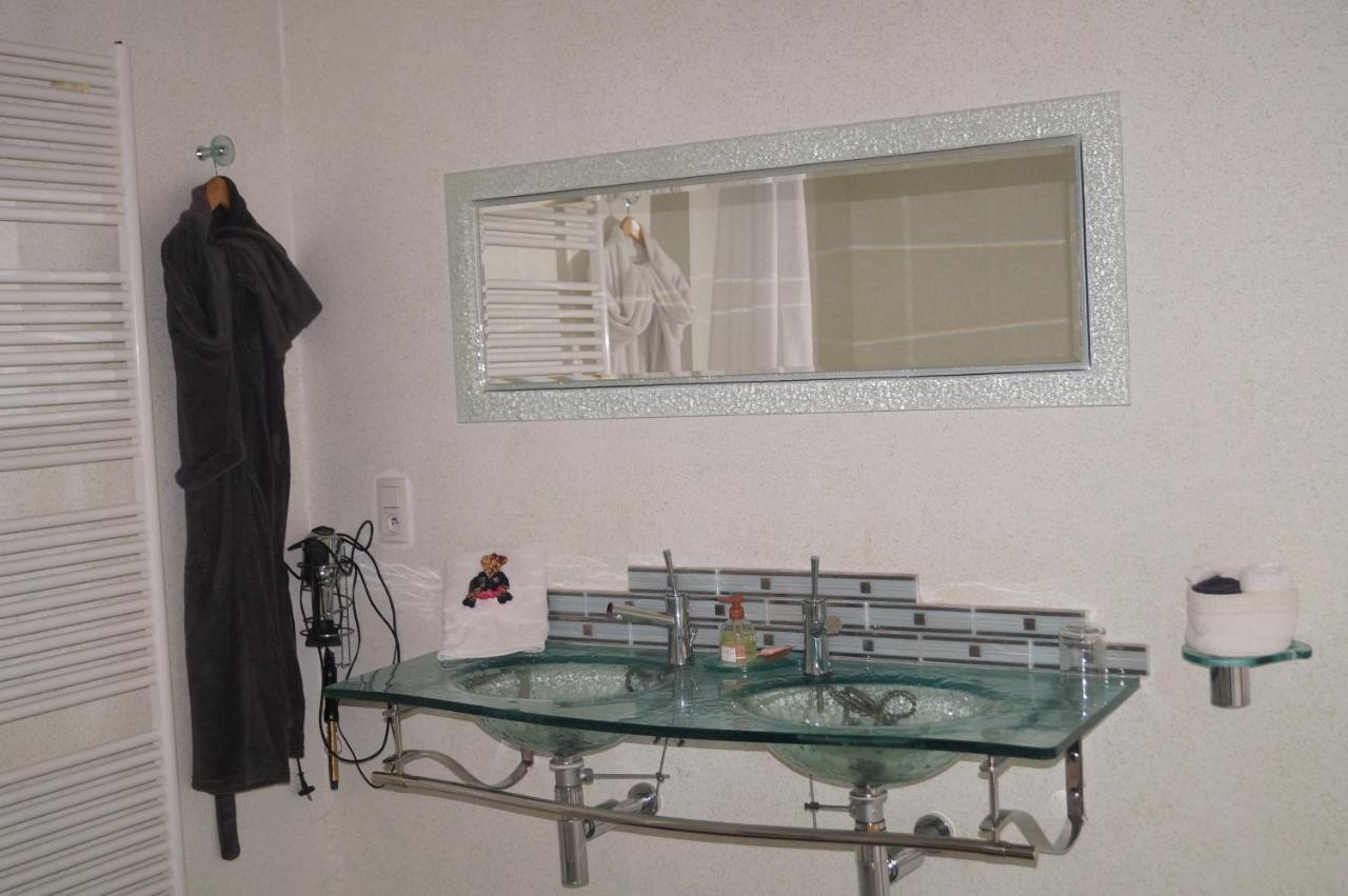 Lescheroux Chambre D'Hotes La Jument Grise المظهر الخارجي الصورة